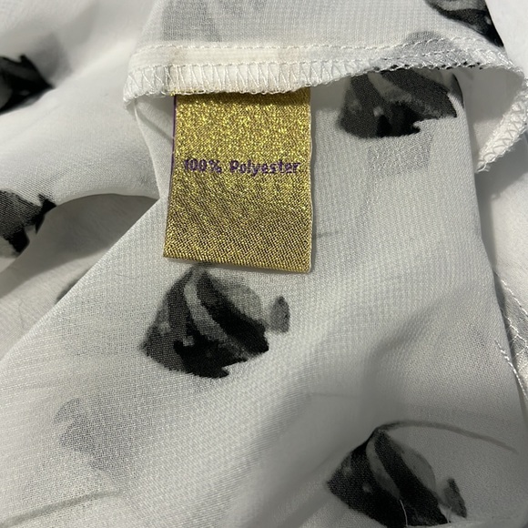 Princess by Vera Wang sheer fish tank top - Picture 6 of 6